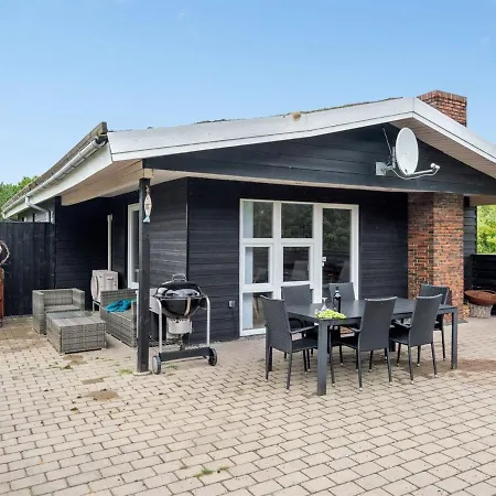 Denisa - 2-3km From The Sea In Western Jutland By Interhome