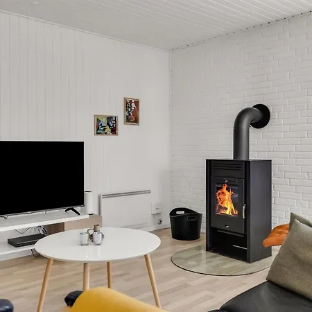 Denisa - 2-3km From The Sea In Western Jutland By Interhome Ferienhaus Lakolk