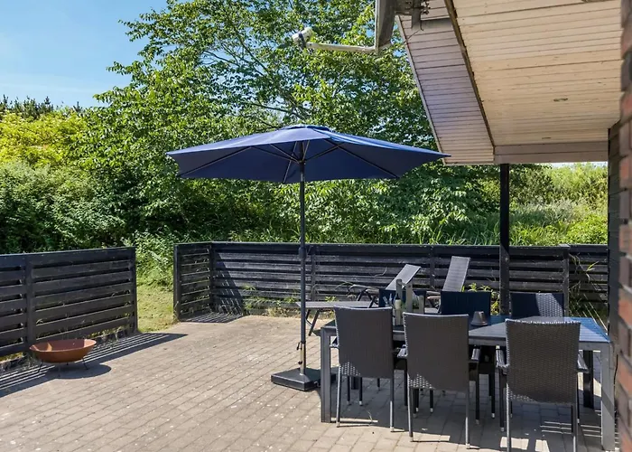 Denisa - 2-3km From The Sea By Interhome * Lakolk